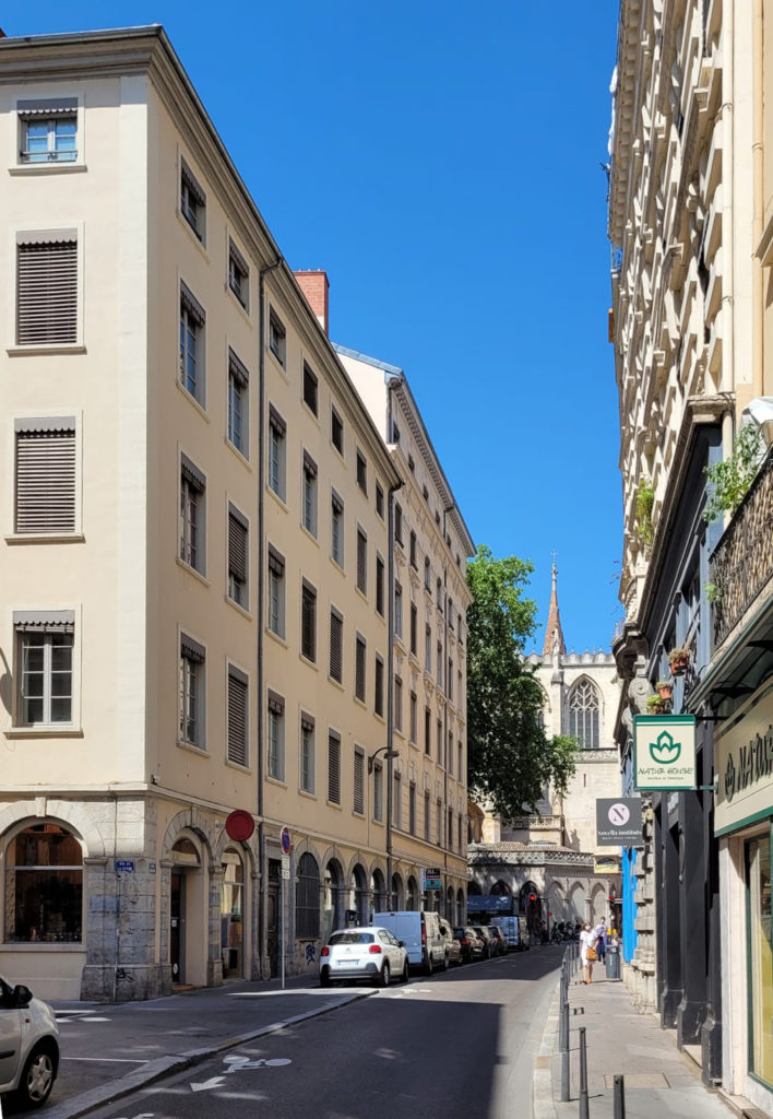 Axe Architecture - Agence d'architecture à Lyon - photo de Herriot Saint-Nizier depuis la rue