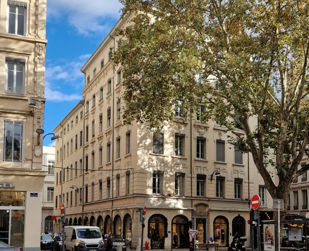 Axe Architecture - Agence d'architecture à Lyon - Vue depuis la place edouard Herriot